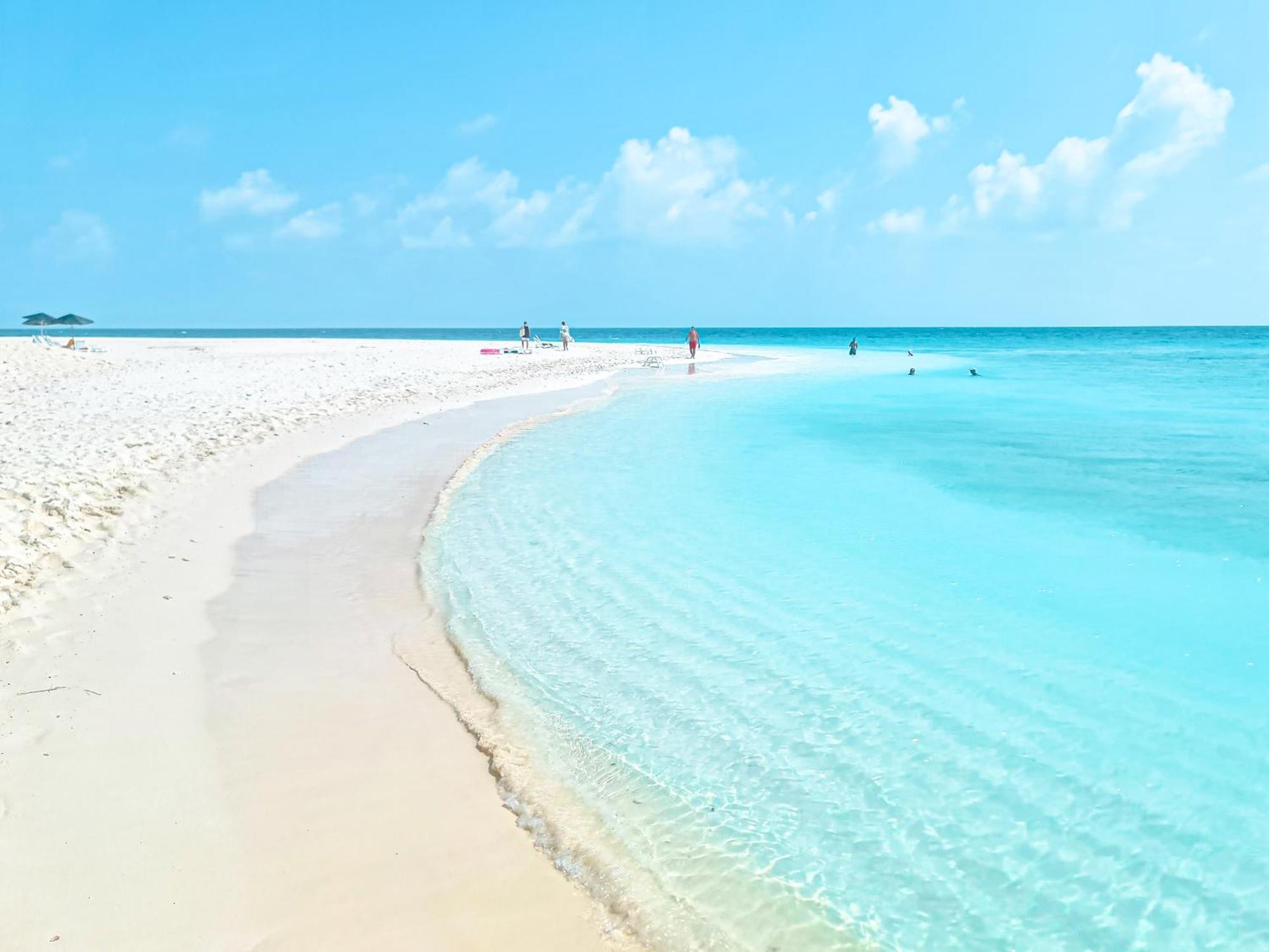 Ukulhas Villa Oceanview Hotel & Spa 外观 照片
