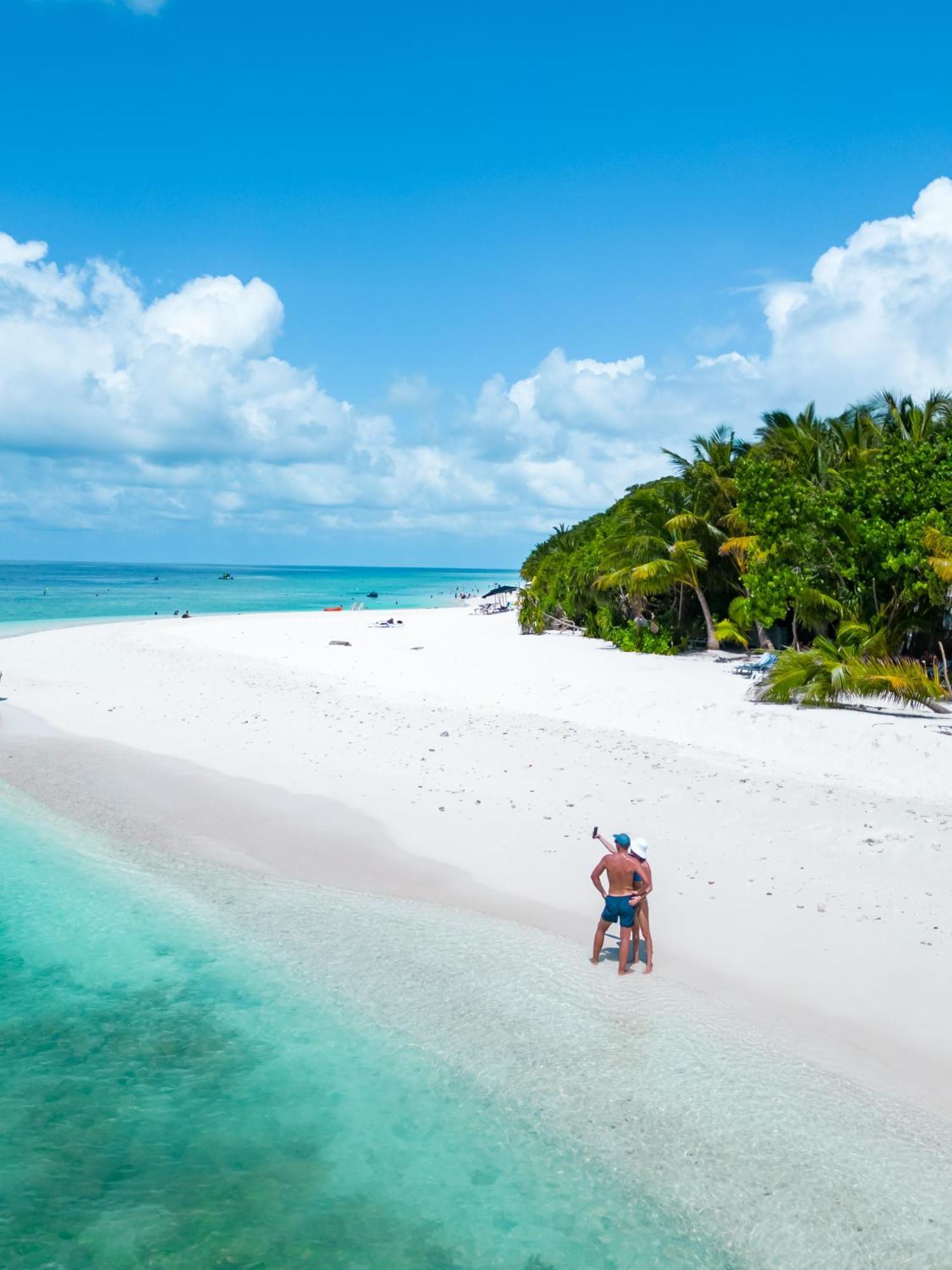 Ukulhas Villa Oceanview Hotel & Spa 外观 照片