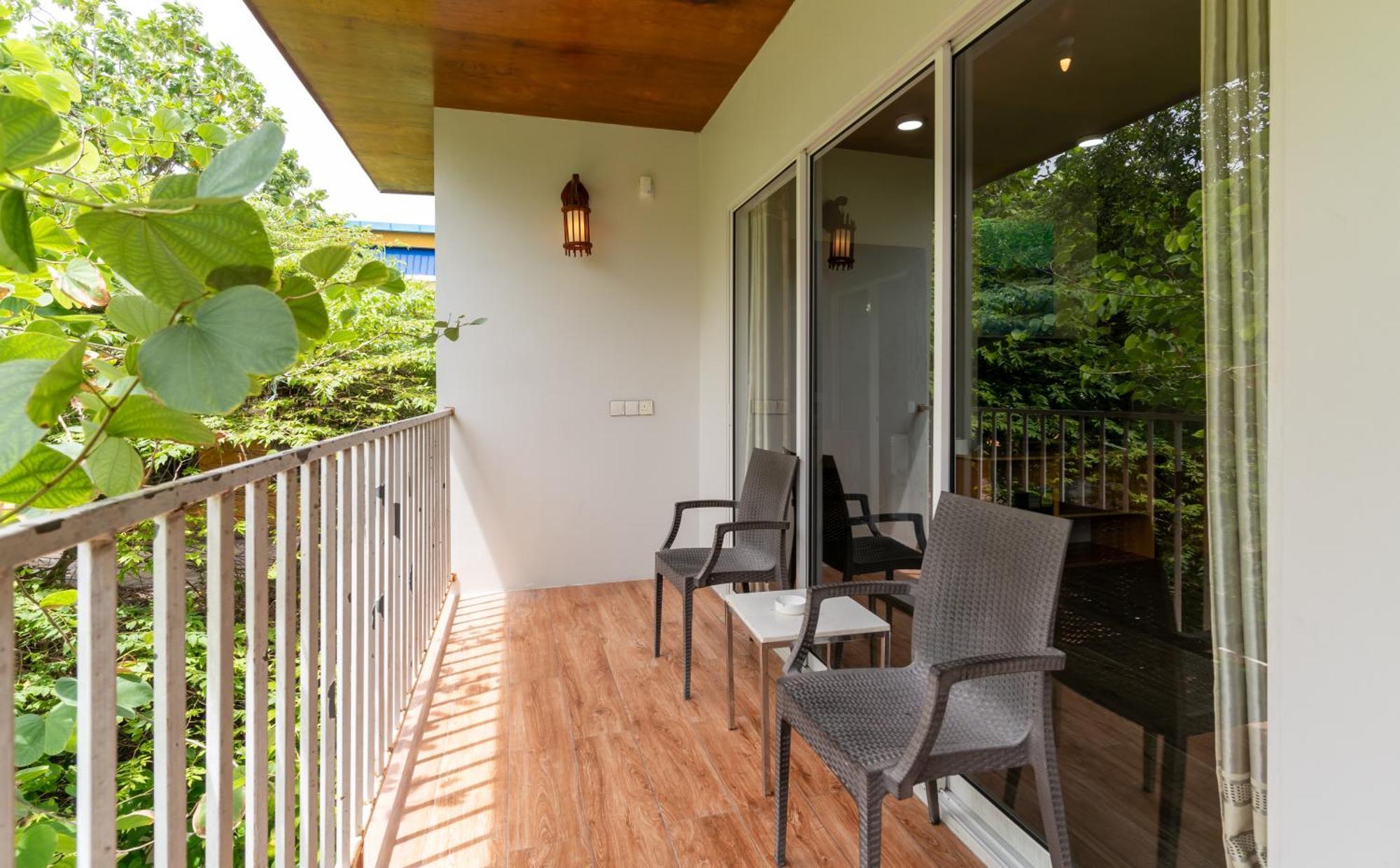 Ukulhas Villa Oceanview Hotel & Spa 外观 照片
