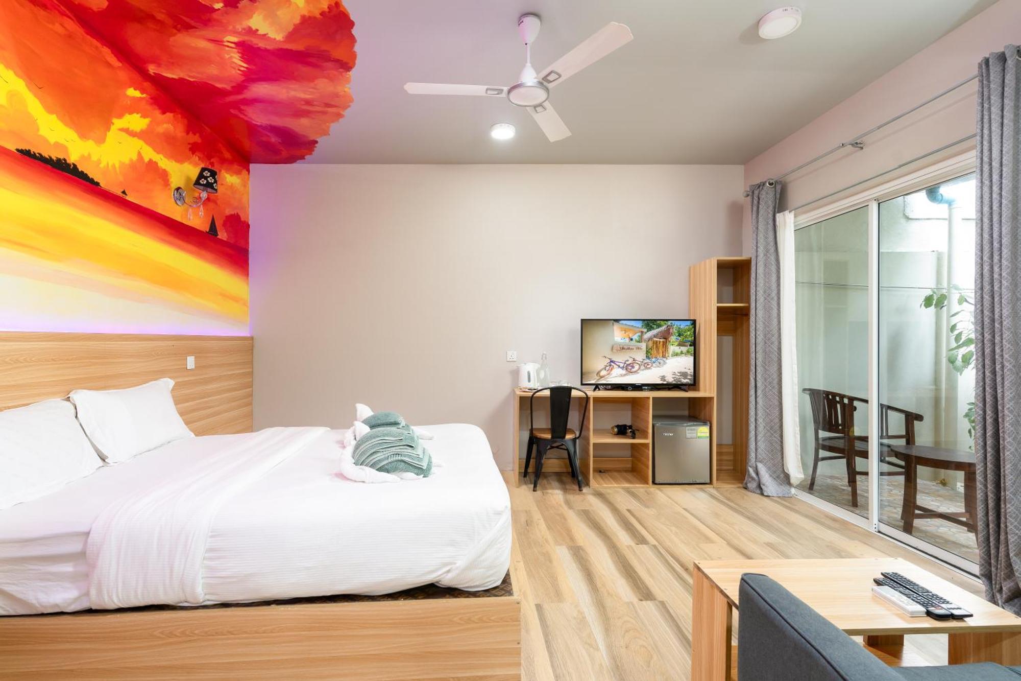 Ukulhas Villa Oceanview Hotel & Spa 外观 照片